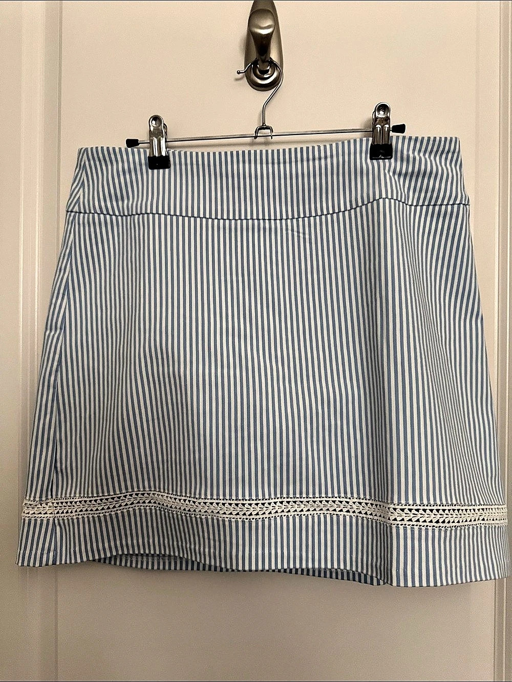 Crown & Ivy Striped Mini Skirt Blue & White Size 10